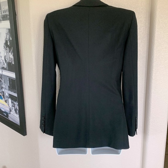 EMPORIO ARMANI Black blazer, beautifully tailored, sleek! Size 6 - Picture 4 of 17